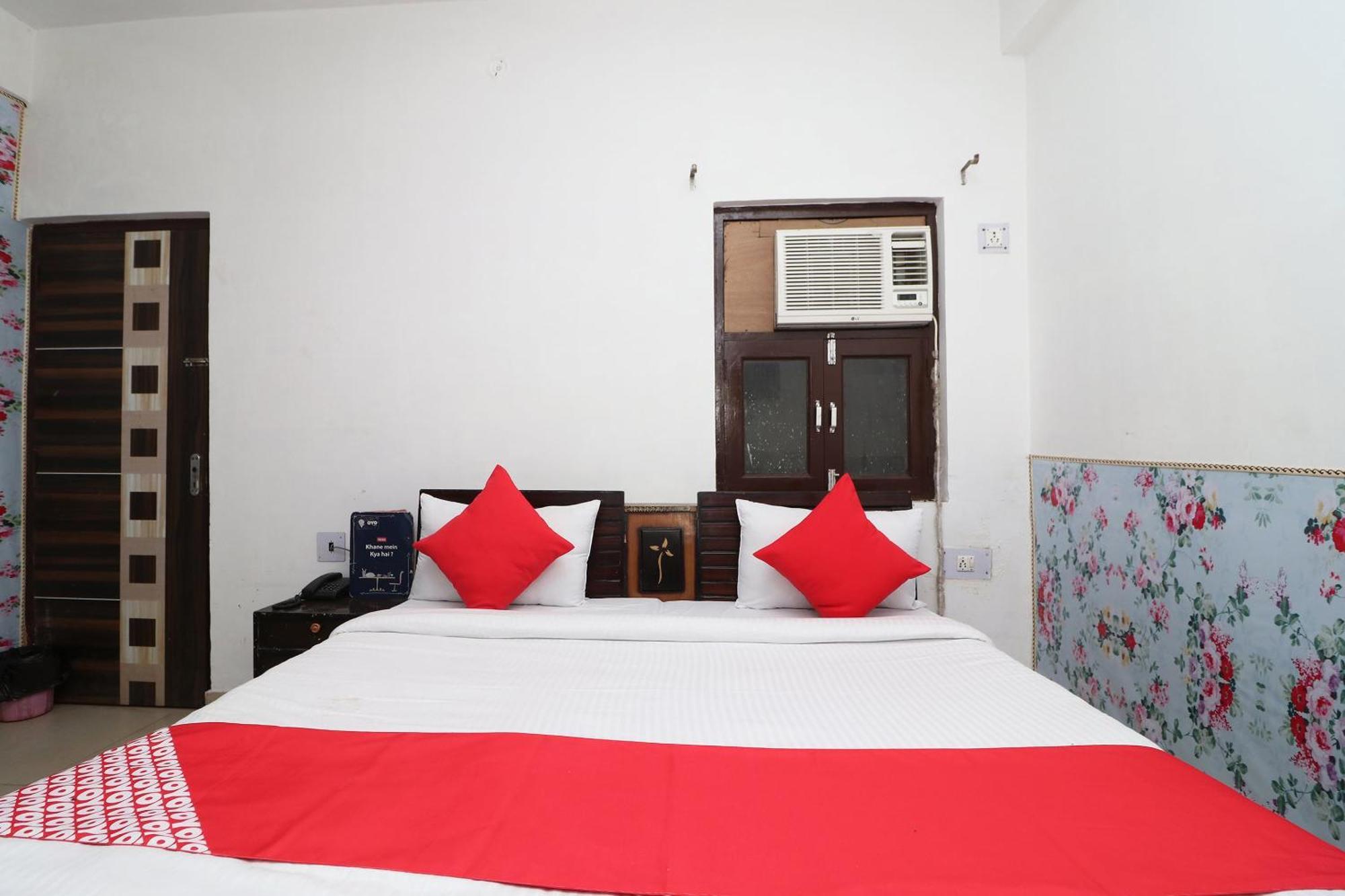 Four Seasons Otel Agra  Dış mekan fotoğraf